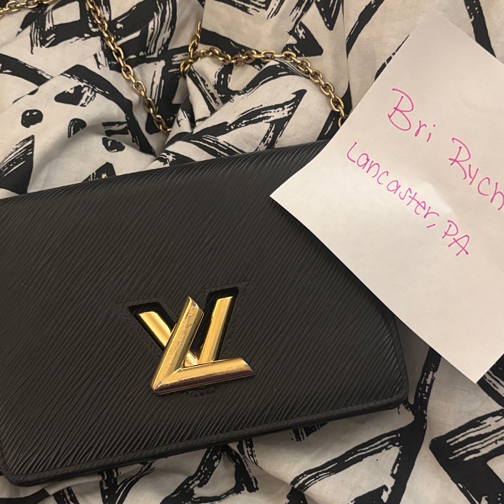 Louis Vuitton black Epi slim crossbody
